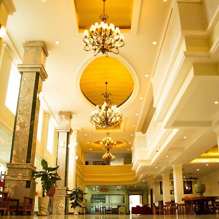 Pursat Riverside Hotel & Spa Екстер'єр фото
