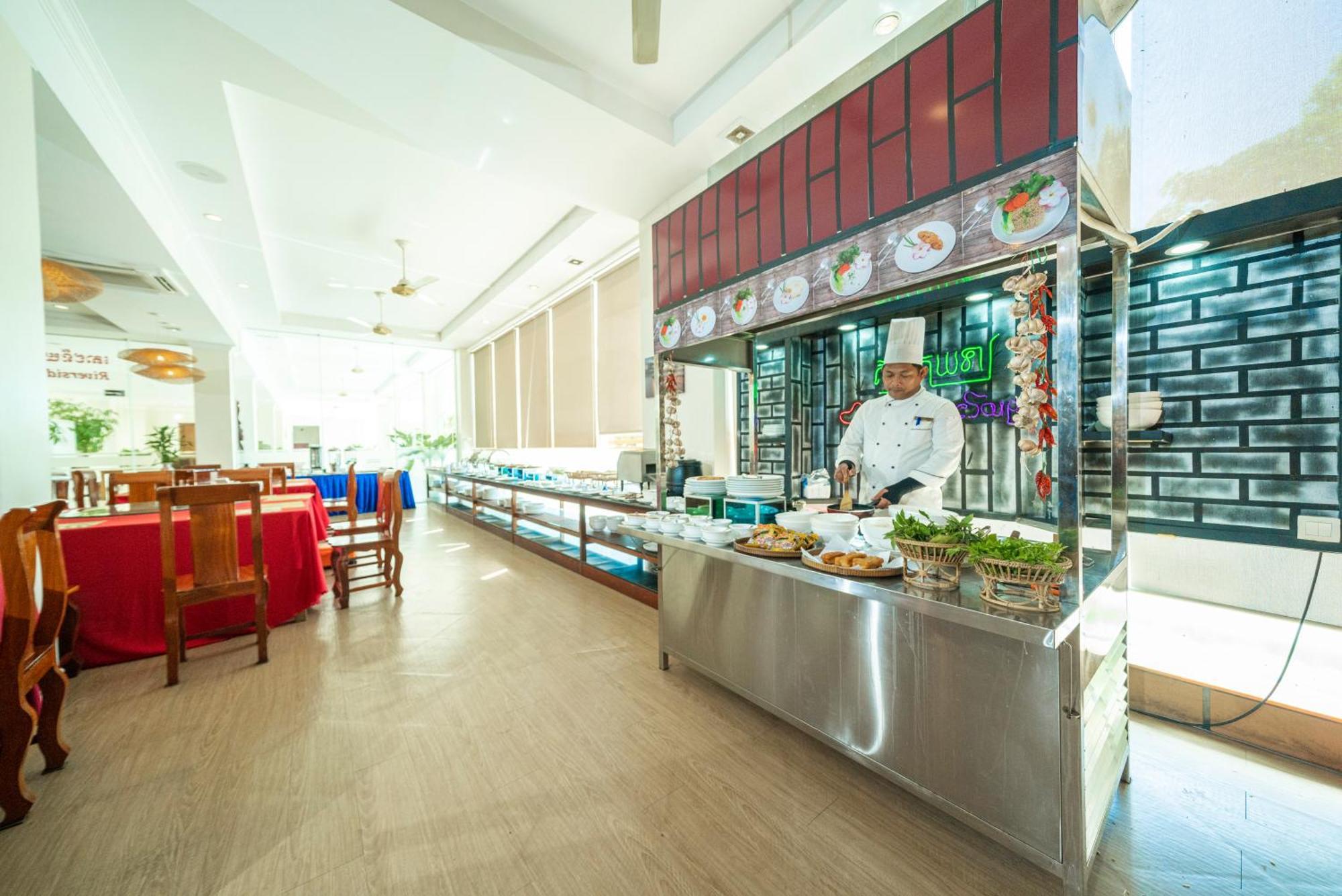 Pursat Riverside Hotel & Spa Екстер'єр фото