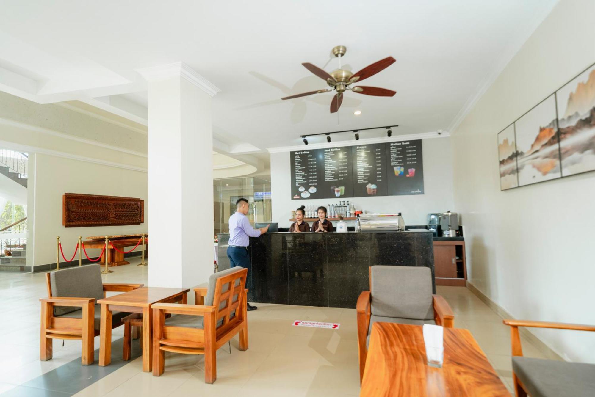 Pursat Riverside Hotel & Spa Екстер'єр фото