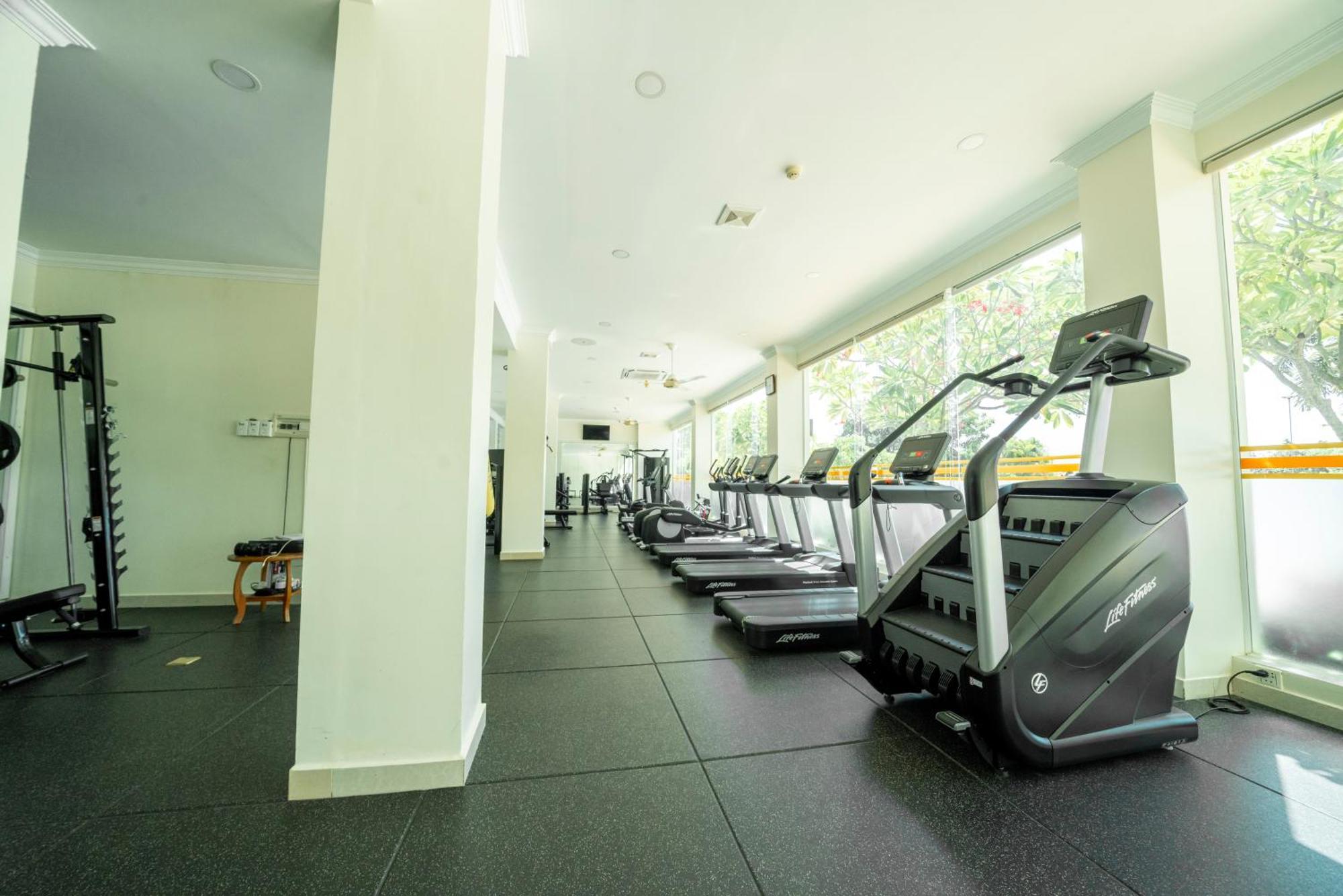 Pursat Riverside Hotel & Spa Екстер'єр фото