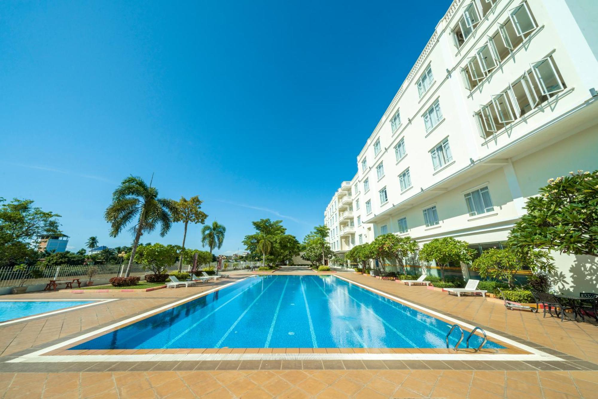 Pursat Riverside Hotel & Spa Екстер'єр фото