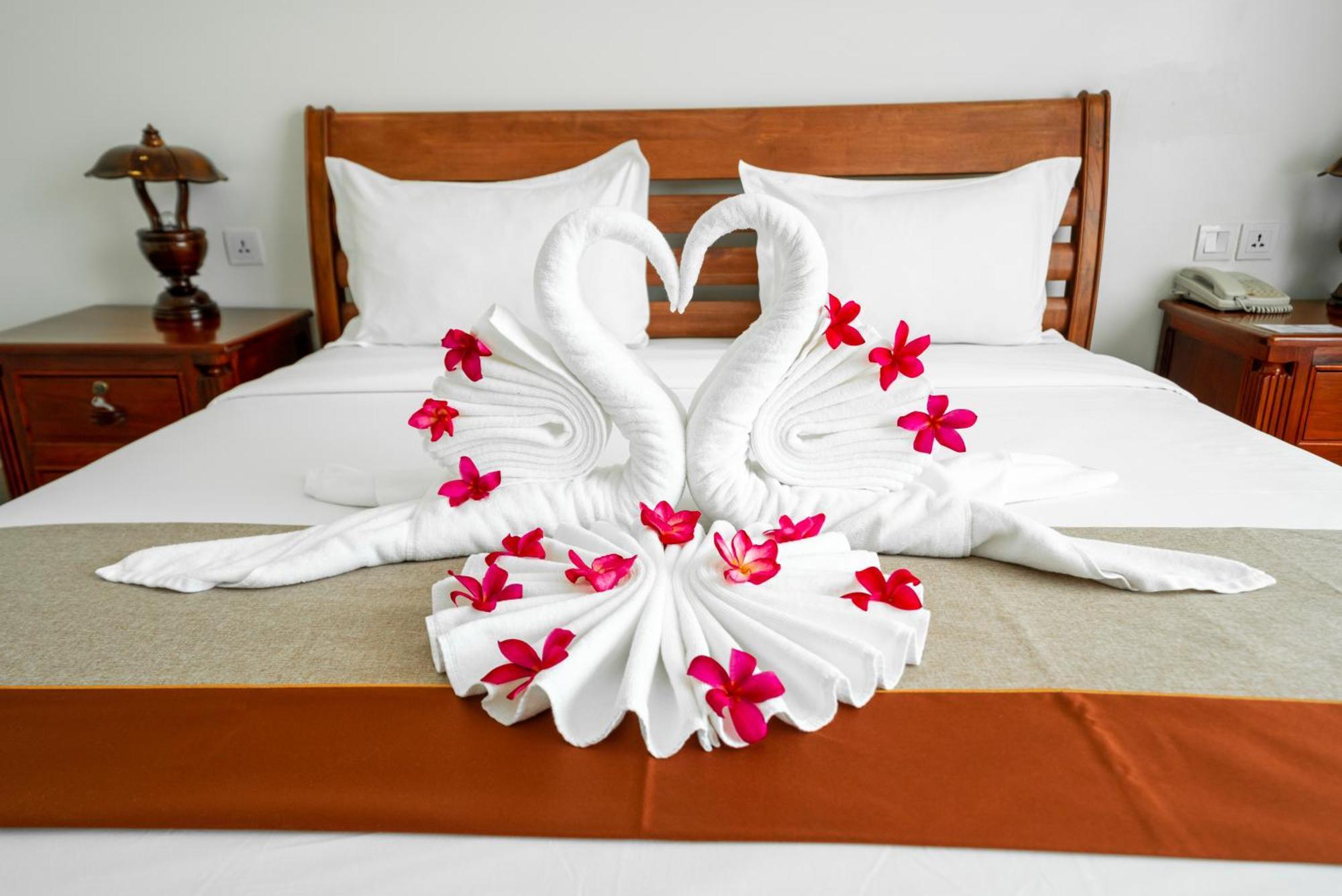 Pursat Riverside Hotel & Spa Екстер'єр фото