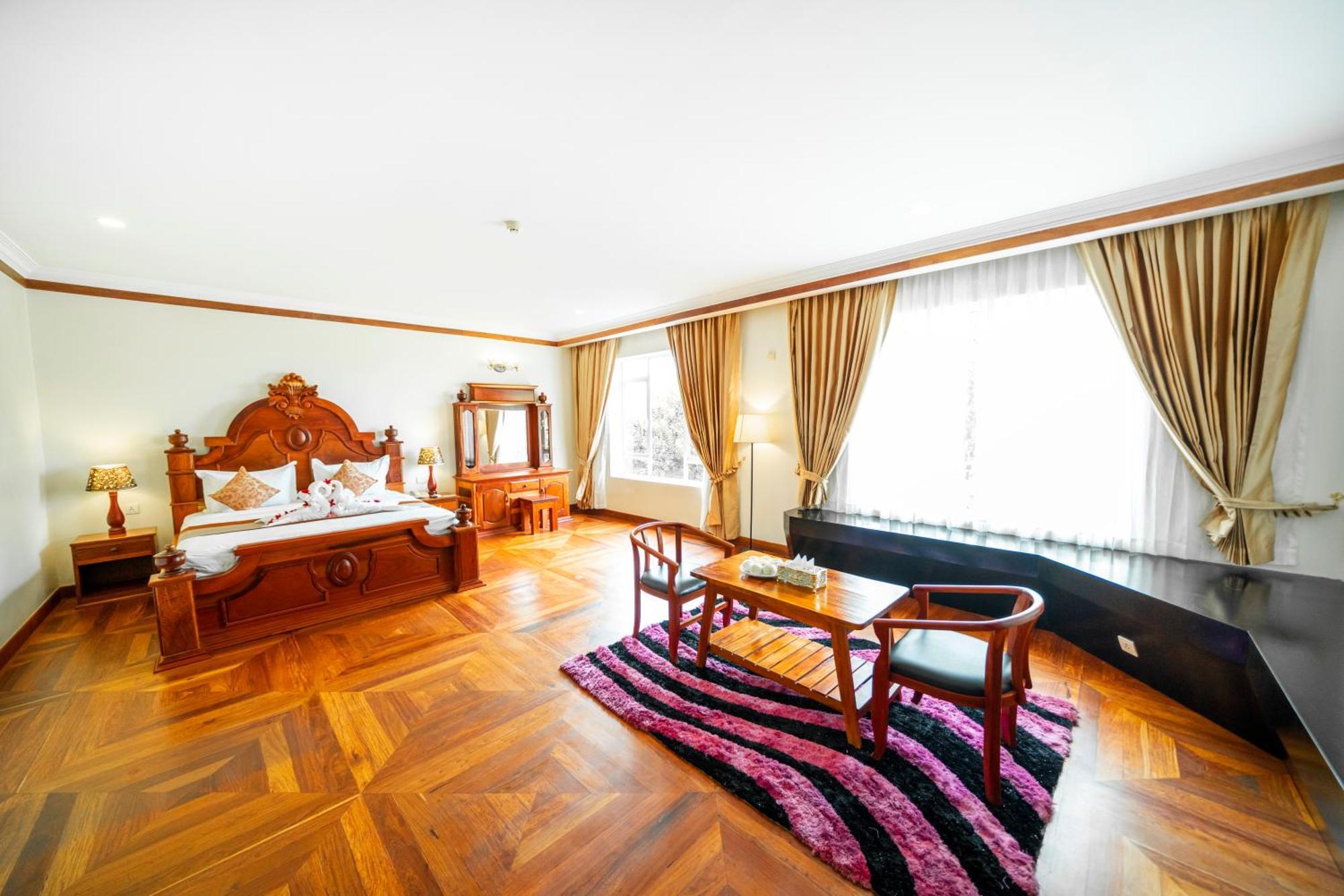 Pursat Riverside Hotel & Spa Екстер'єр фото